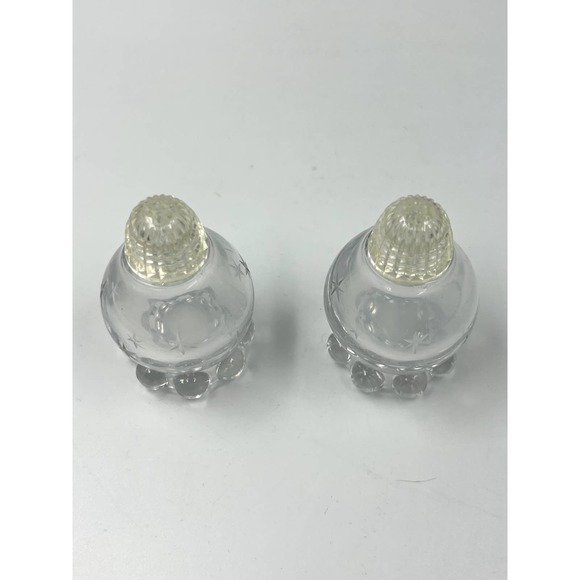 Vintage Imperial Glass Candlewick salt and pepper shakers with etched star - Picture 4 of 6